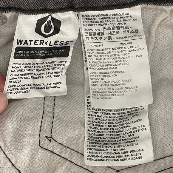 Levis Jeans Mens 42x30 Gray 541 Athletic Taper Stretch Denim Casual Pants - Picture 2 of 10